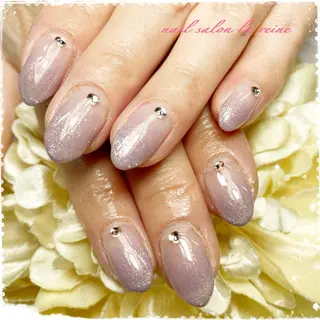 ネイル nail salon  la reine所属・nail salon la reineのネイルデザイン