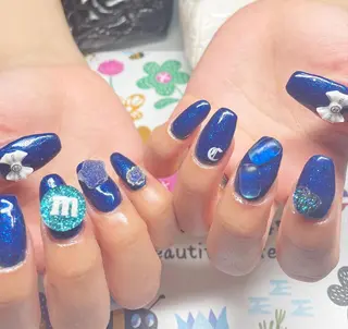 ネイル 加瀬 アンジェリーのネイルデザイン