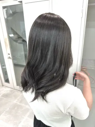 ミディアム カラー 🤍透明感カラー🤍 Moeのヘアスタイル