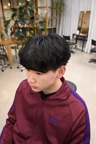 ショート パーマ December/jingumae所属・メンズパーマ 特化うえちりくのヘアスタイル