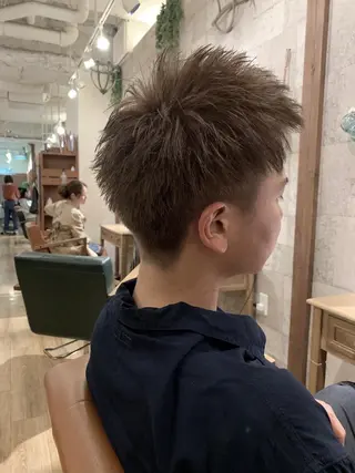 ショート カラー SALOWIN(サロウィン)広島並木通り所属・田村和範/似合わせ カラー/縮毛矯正のヘアスタイル