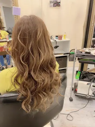 ロング カラー 🍀Moda by Grande🍀のヘアスタイル