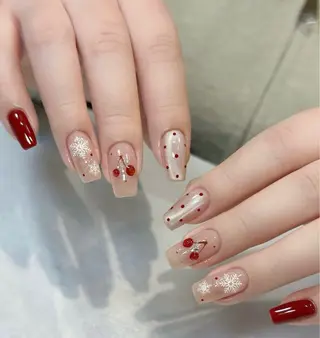 ネイル T. Leeのネイルデザイン