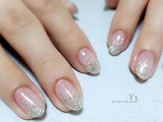 ネイル YUMI NAGAI  のネイルデザイン