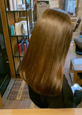 LUAU LOUGH 梅田/あさひのヘアスタイル