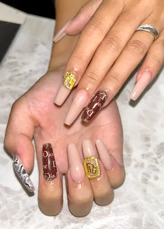 ネイル MADIA 横浜所属・池上 優希のネイルデザイン