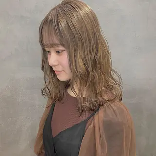 ミディアム カラー CLUTCH天王寺 西藤遥河のヘアスタイル