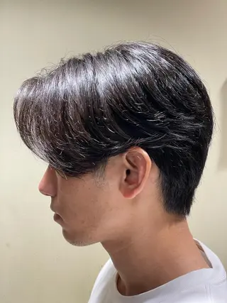 ミディアム 高崎 健司のヘアスタイル