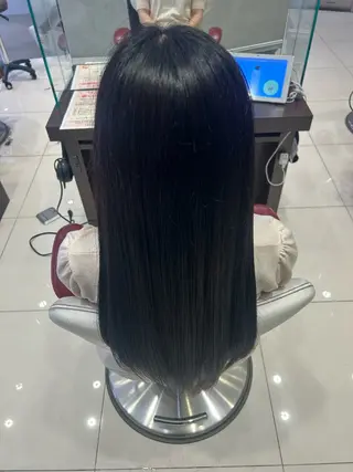 カラー 森 芽吹のヘアスタイル