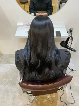 ロング 【髪質改善 艶髪】 布川 莉穂のヘアスタイル