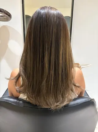 セミロング 七星 俊介のヘアスタイル