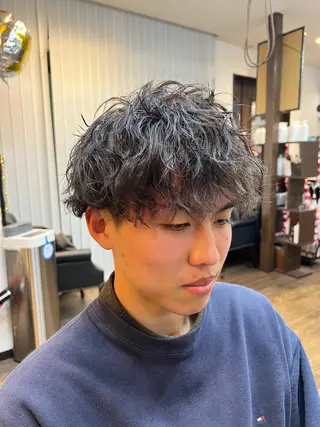 ショート パーマ メンズ ガイズヘアー133所属・二本木 秀成のヘアスタイル