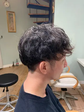 ショート atelier doux dimanche（アトリエ・ドゥー・ディマンシュ）所属・Fukamiレイヤー 透明感カラーのヘアスタイル