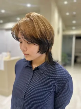 ショート カラー hairsalon de Forever vida所属・ダブルカラー暖色系/ オリーブベージュのヘアスタイル