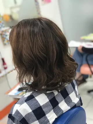 ミディアム カラー 山内 聡史のヘアスタイル