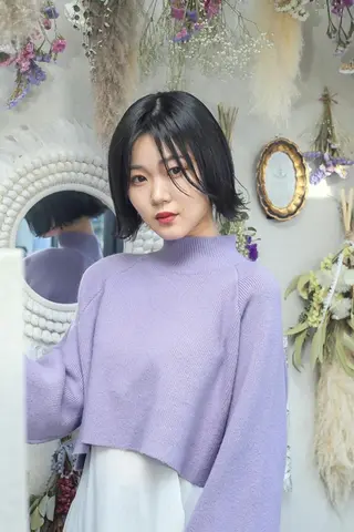ショート カラー 伊藤 裕貴のヘアスタイル
