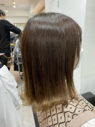 ミディアム 銀座⚜️【脱白髪染め 美髪矯正】トグチのヘアスタイル