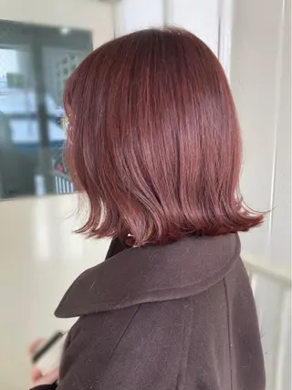 ミディアム roka ノゾミのヘアスタイル