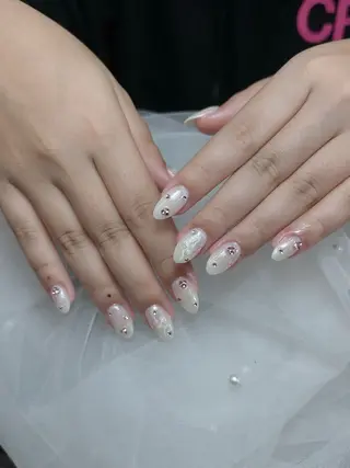 ネイル Iconic所属・Iconic Nailのネイルデザイン
