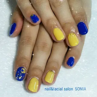 ネイル 小顔・毛穴・たるみ ネイル　似内真樹のエステ・リラクイメージ