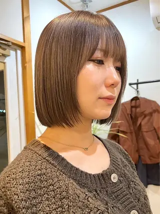 ショート カラー ✂︎cadre✂︎ 🪶かまだれいし🪶のヘアスタイル