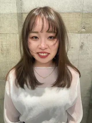 カラー wewe: momoeのヘアスタイル