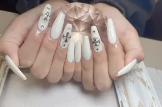 ネイル AB マツエクネイルサロンのネイルデザイン