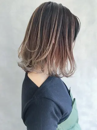 ショート カラー MOU namba ムウナンバのヘアスタイル