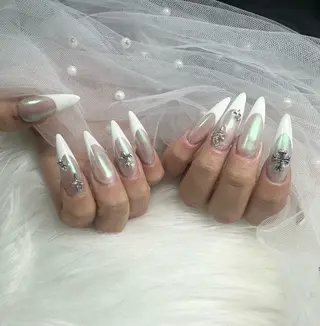 ネイル Riley 🌻のネイルデザイン