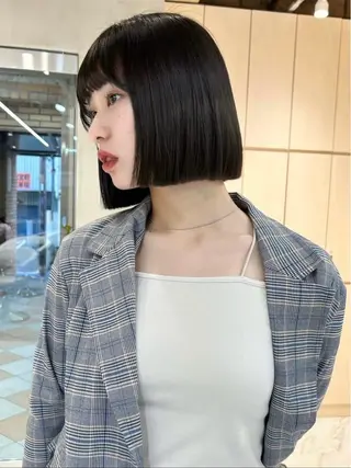 ミディアム 吉田 晴香のヘアスタイル