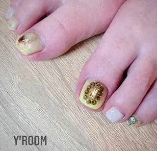 ネイル YUKA （ネイリスト）のネイルデザイン