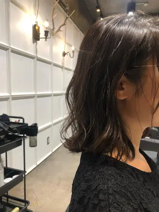 ミディアム マンツーマン／韓国 ヘア‎Amiのヘアスタイル