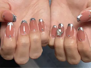 ネイル J&C Nail Salon吉祥寺所属・YU KIのネイルデザイン