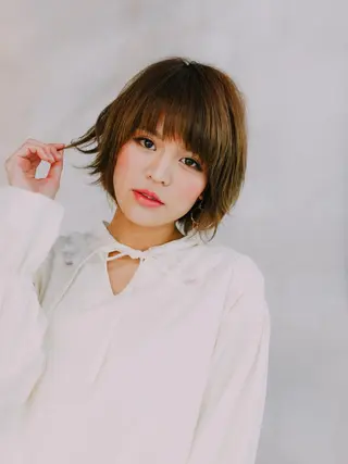 ショート カラー amie 高崎 【アミ】のヘアスタイル