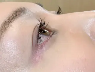 マツエク・マツパ NAZ eyelash&eyebrow by medical salon所属・NAZ 表参道 Tomokoのマツエク・マツパデザイン