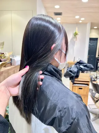 セミロング カラー Oasisgarden所属・レイヤー/ブリーチ MOMOのヘアスタイル