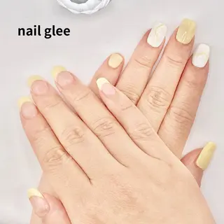ミディアム RISA nail gleeのネイルデザイン