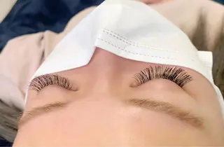 マツエク・マツパ salonLADYSTYLE所属・稲嶺 美華のエステ・リラクイメージ