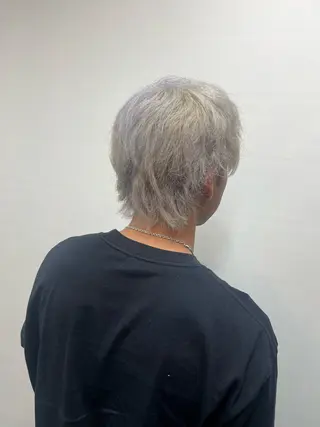 ショート 手塚 由佳のヘアスタイル