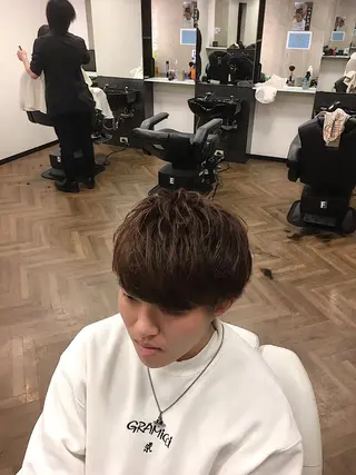 ミディアム カラー メンズ 前田賢生 ご新規様はNGのヘアスタイル