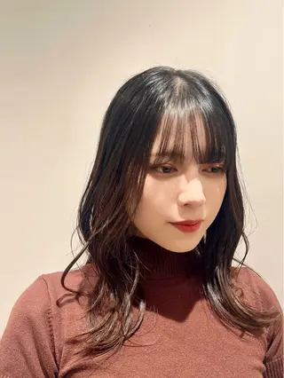 セミロング 吉永 美里のヘアスタイル