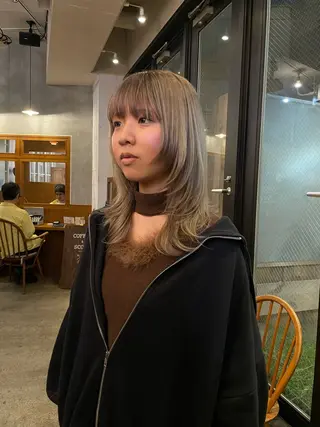 ミディアム 🍁レイヤー.ニュア ンスパーマ.🍁陸来のヘアスタイル