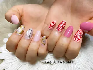 ネイル Yakko pas á pasのネイルデザイン