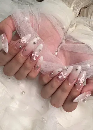 ネイル Roi〈ロワ〉 Rinneのネイルデザイン