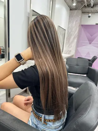 ロング カラー 店長 MANAMI /ブリーチ/骨格ボブのヘアスタイル