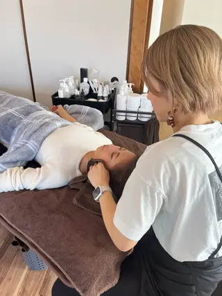 小顔＆毛穴ケアサロン　PUROTUCE【プロテュウス】所属・沖 沙紀のエステ・リラクイメージ
