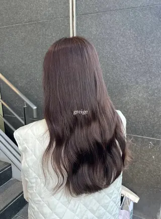 ロング カラー 大野 桃果のヘアスタイル