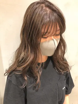 ミディアム カラー 圧倒的透明感カラー nana🦕のヘアスタイル