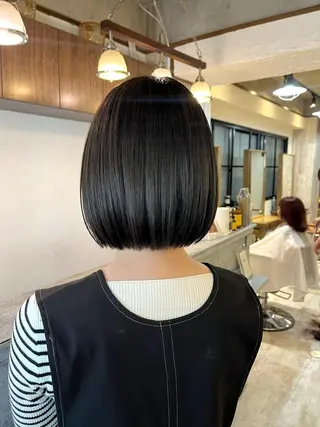 ショート カラー conne&riri所属・MA YUのヘアスタイル