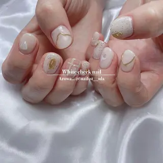 ネイル Arowa 伊田のネイルデザイン